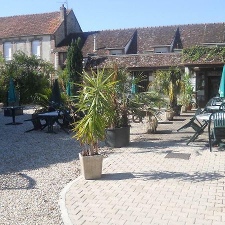 Hotel Le Phoenix Saint-Florentin  Exterior foto